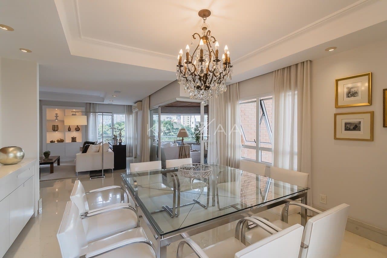 Harmonia clássica e moderna neste apartamento em Moema. - Foto 13