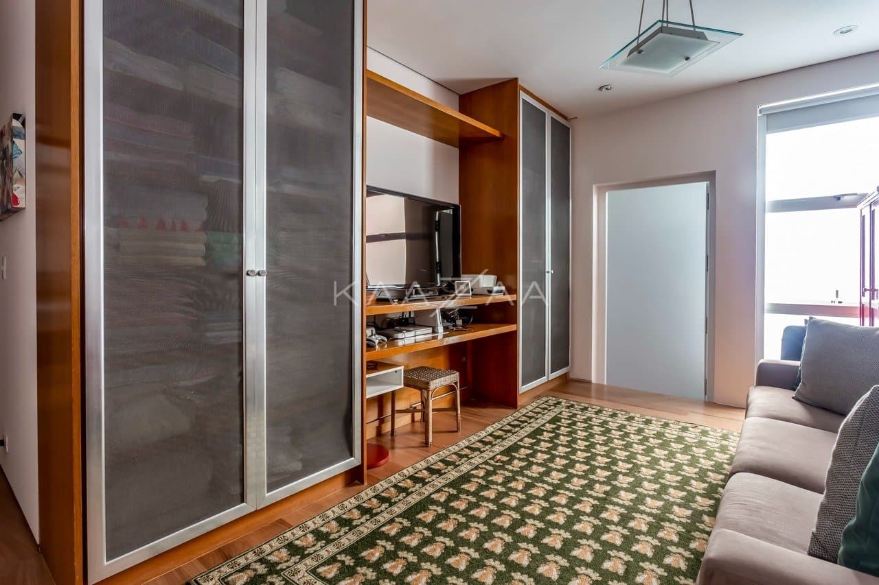 Casa super prática e bem construída. Muita luz natural e tranquilidade no Jardim Europa. - Foto 19