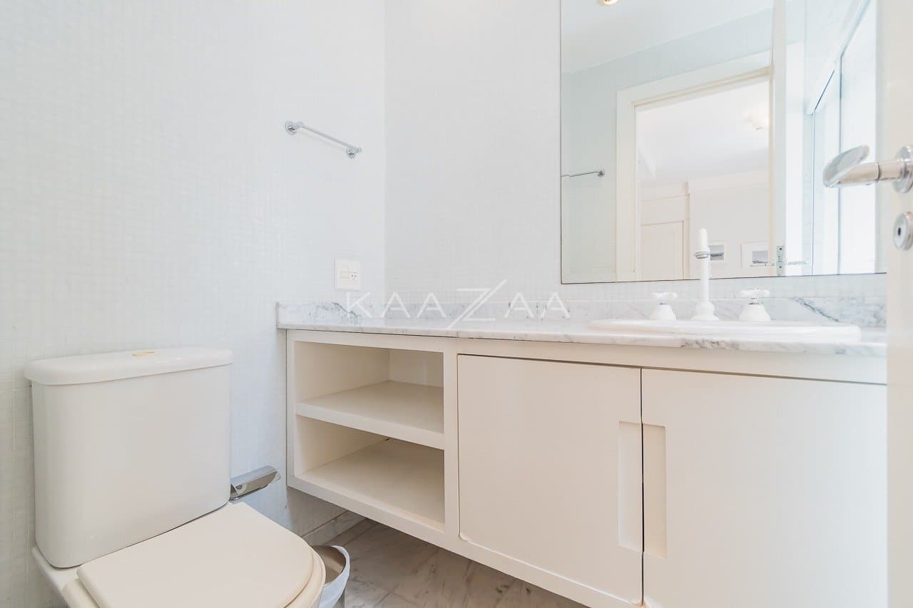 Harmonia clássica e moderna neste apartamento em Moema. - Foto 42