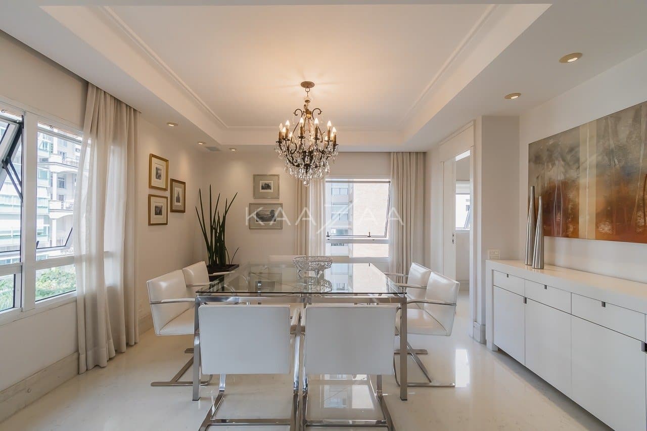Harmonia clássica e moderna neste apartamento em Moema. - Foto 12