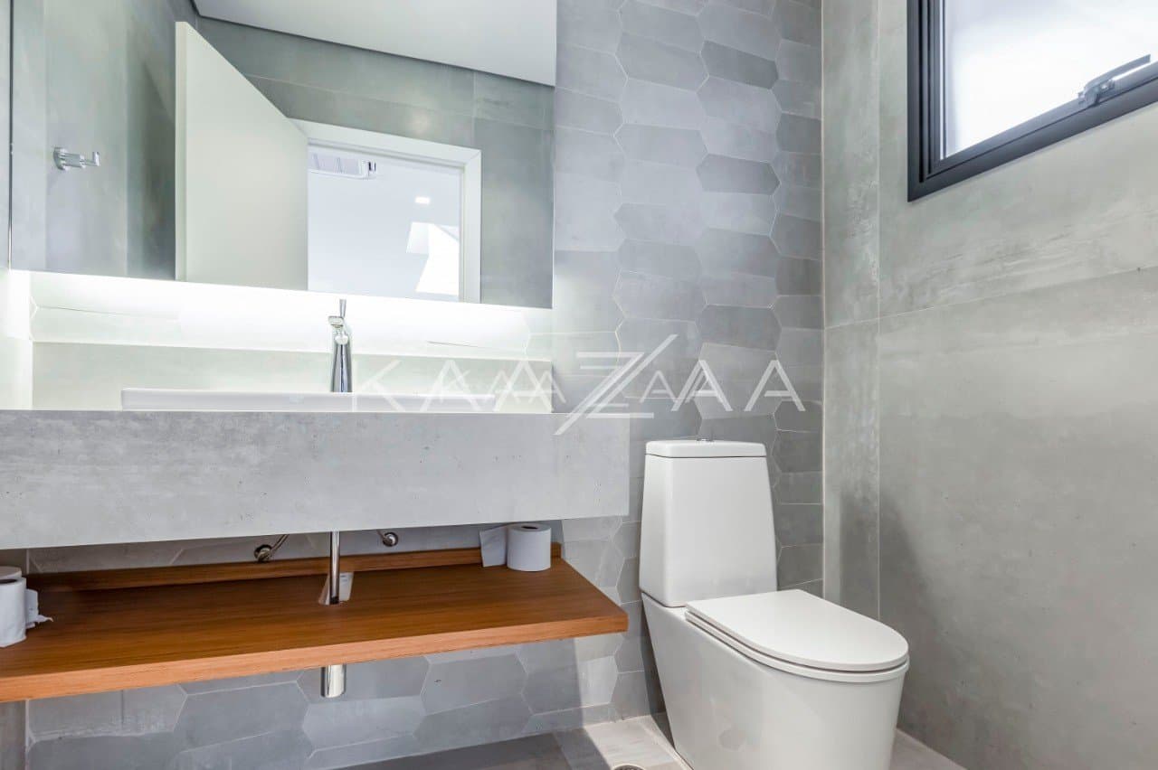 Pronta para entrar e morar, essa casa nova e sossegada fica em rua tranquila no Jardim Paulistano. - Foto 15