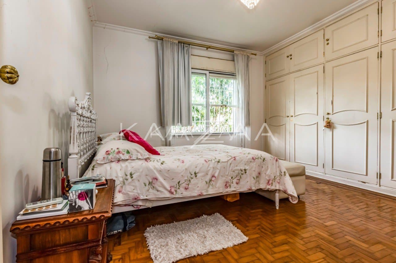 Amplitude e estilo em ambientes interessantes. Esta casa única fica em região privilegiada do Jardim Paulista. - Foto 20