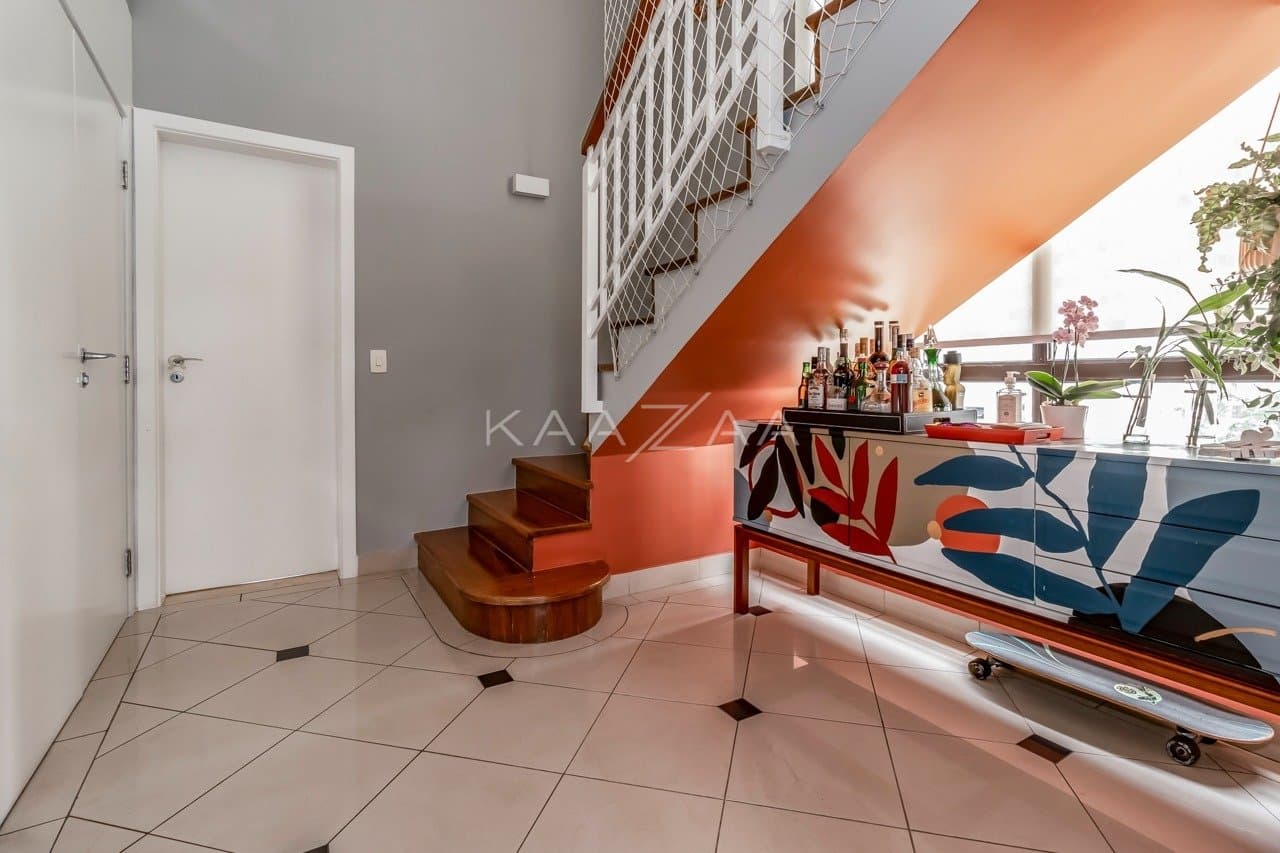 Apartamento duplex super charmoso e inspirador em Alto de Pinheiros. Em condomínio exclusivo com linda vista verde, ao lado do parque. - Foto 24