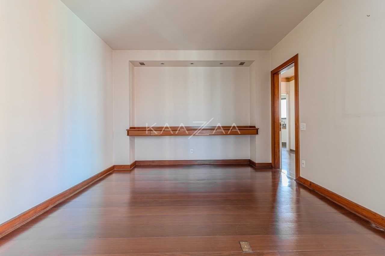 Estilo de vida confortável com lazer no prédio e tudo ao seu favor neste apartamento em Moema. - Foto 18