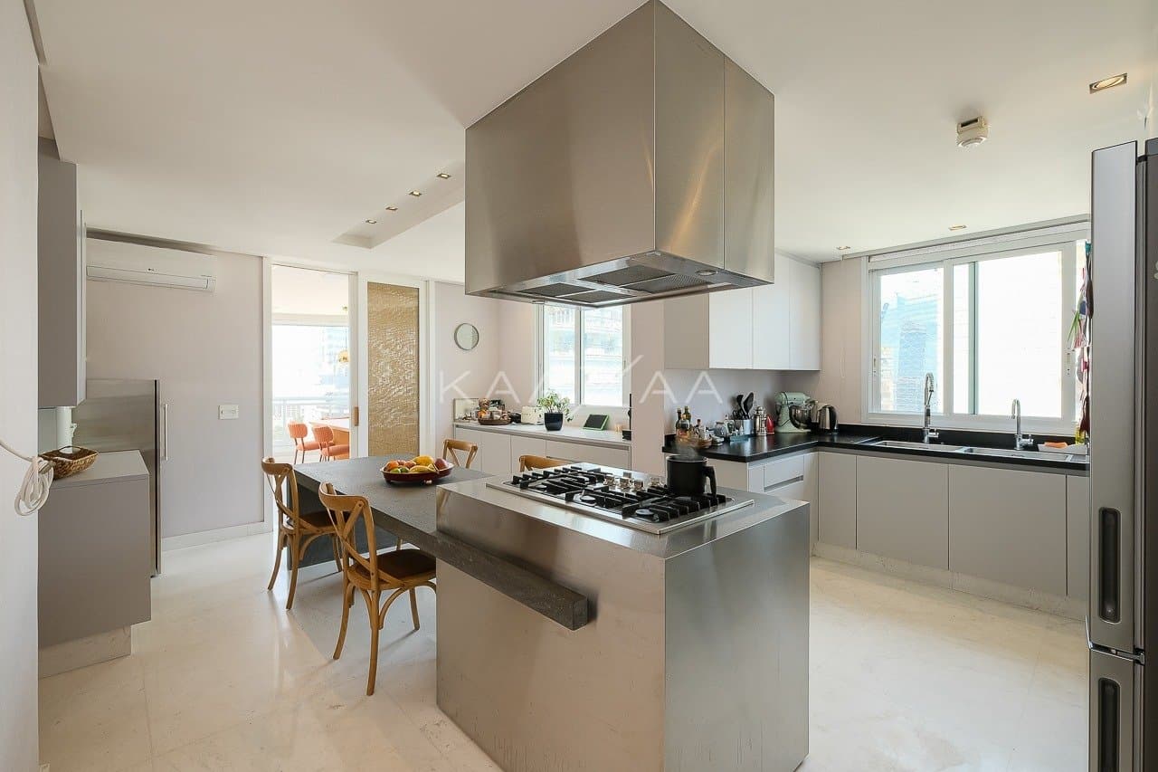 Lindo para quem quer que seja, e maravilhoso para quem curte cozinhar. Apartamento reformado no Itaim. - Foto 17