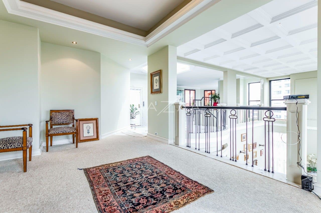 Para se viver envolvido por uma arquitetura elegante e detalhes clássicos, nesta Cobertura Duplex em Moema. - Foto 16