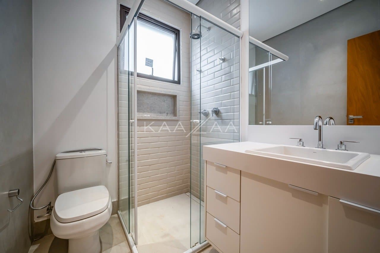 Venha conhecer essa casa e transforme-a no seu refúgio de tranquilidade no Jardim Guedala. - Foto 52