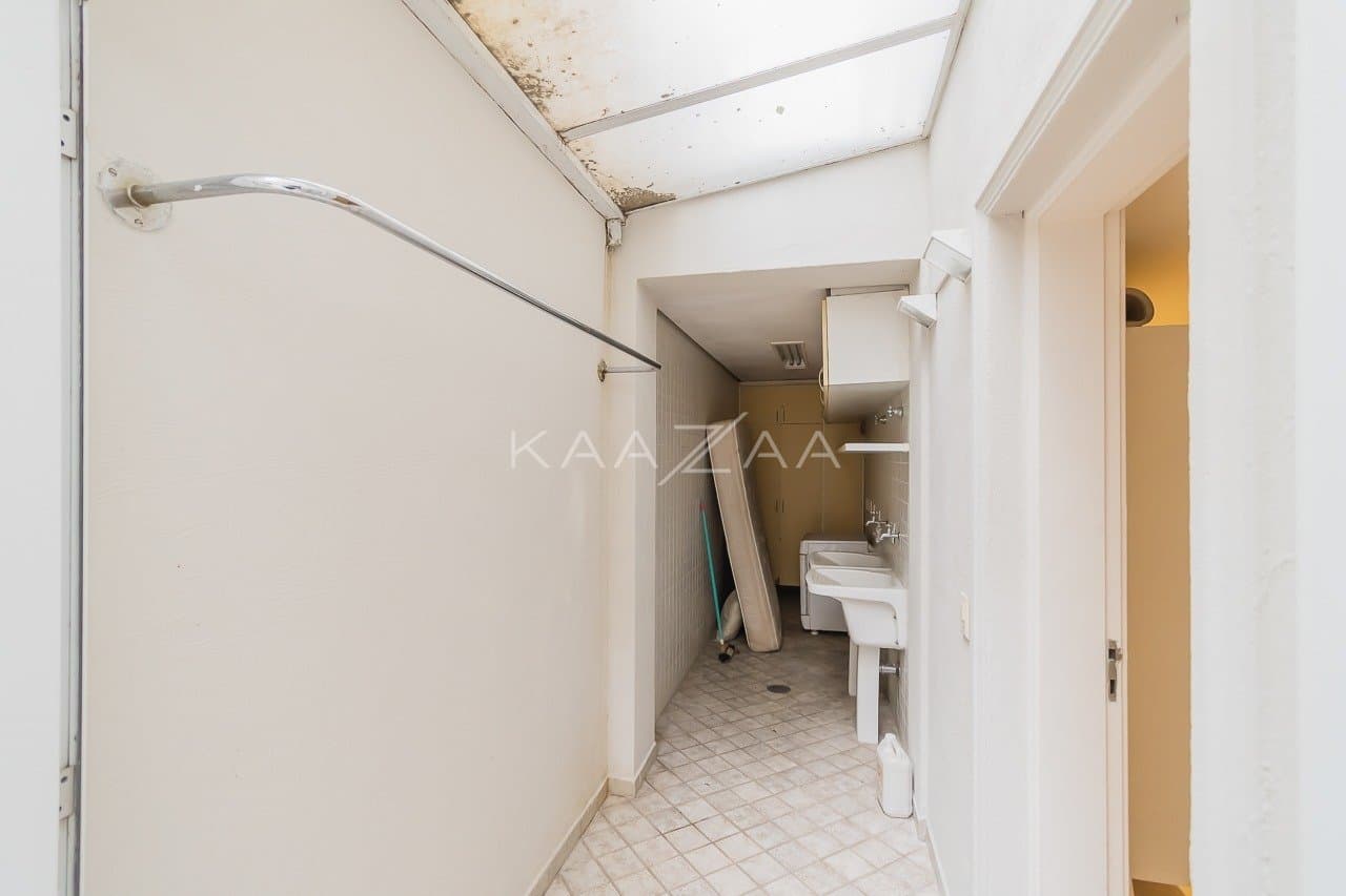 Espaços super amplos, muitos verdes e uma vista divina. Casa no estilo europeu, na Cidade Jardim. - Foto 66