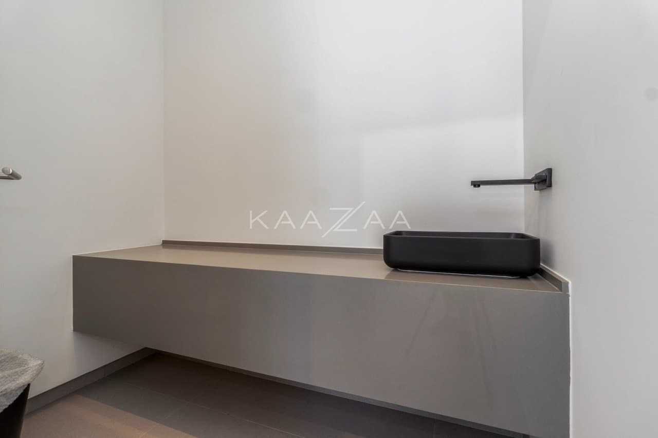 Casa em elegante diálogo com a natureza na Baroneza - Foto 10