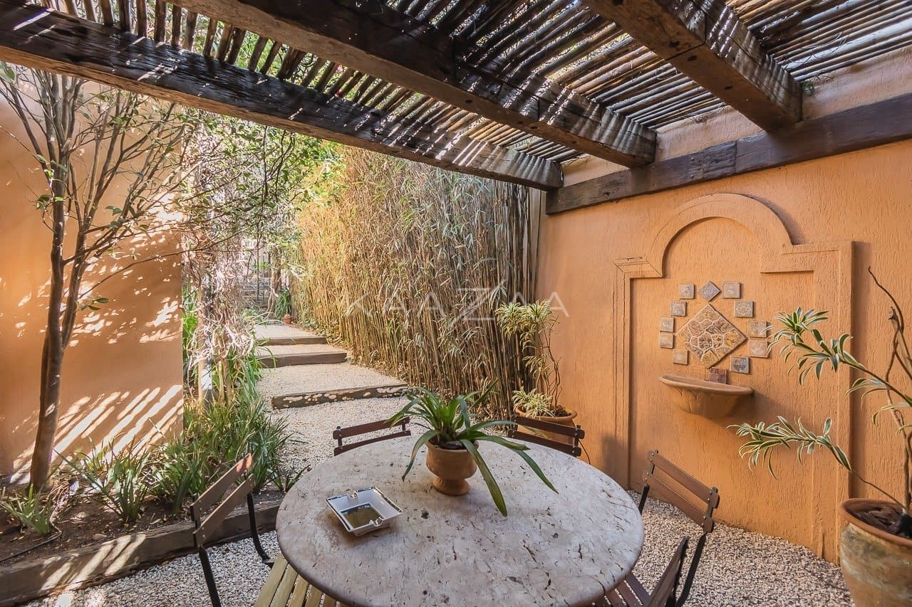 Viver em harmonia: casa com natureza e conforto no Jardim Guedala. - Foto 17