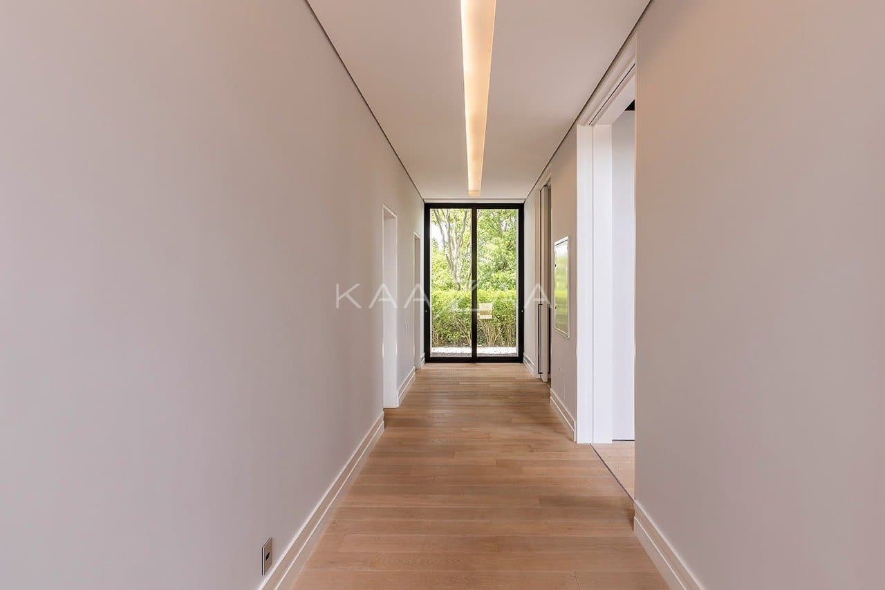 Projeto moderno, arrojado e com muita qualidade nos materiais. Casa na Quinta da Baroneza. - Foto 71