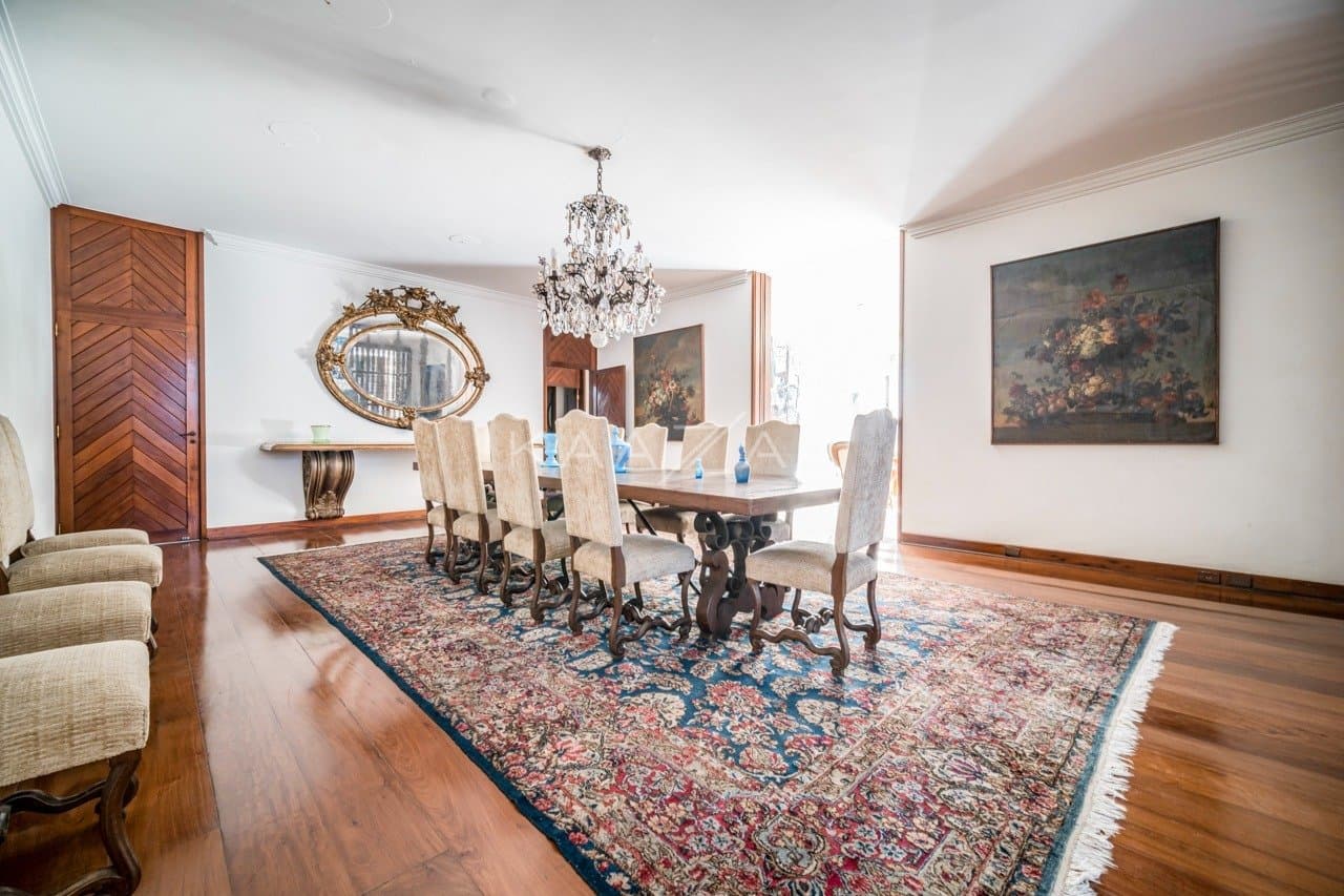 Excelente casa modernista, com lindo jardim em um amplo terreno no Jardim Europa. - Foto 17