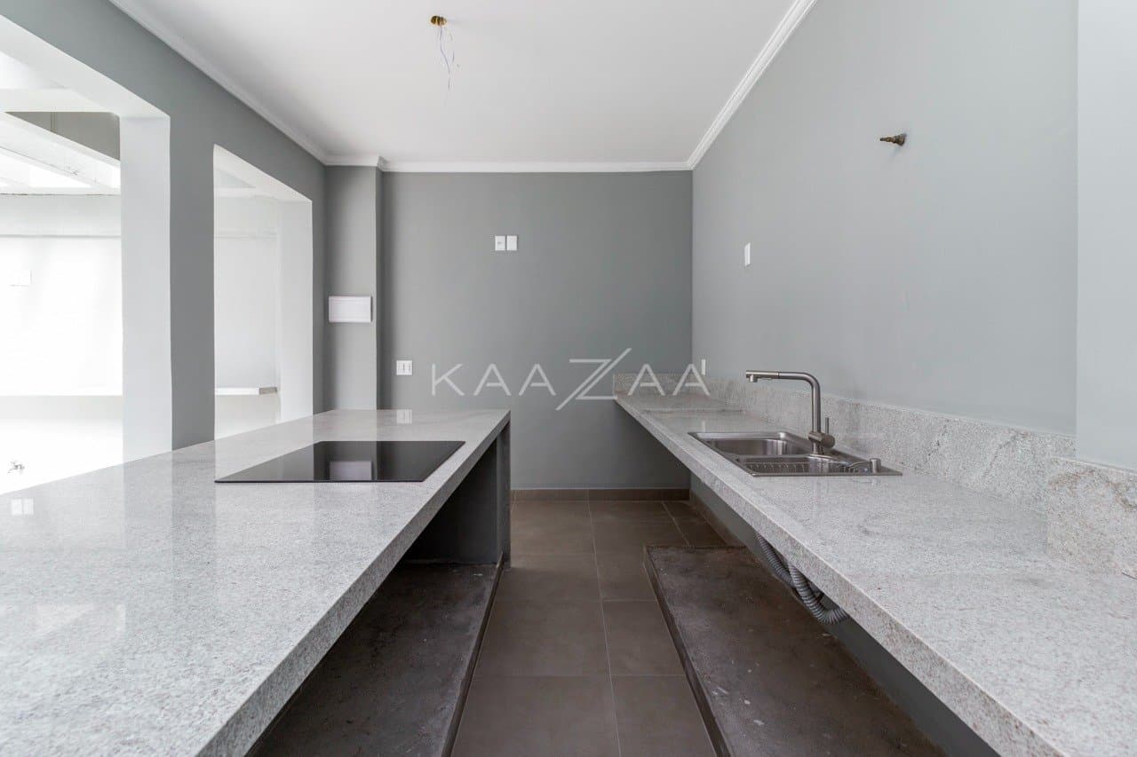 Casa confortável com terraço, em rua tranquila no Jardim Paulista. - Foto 14