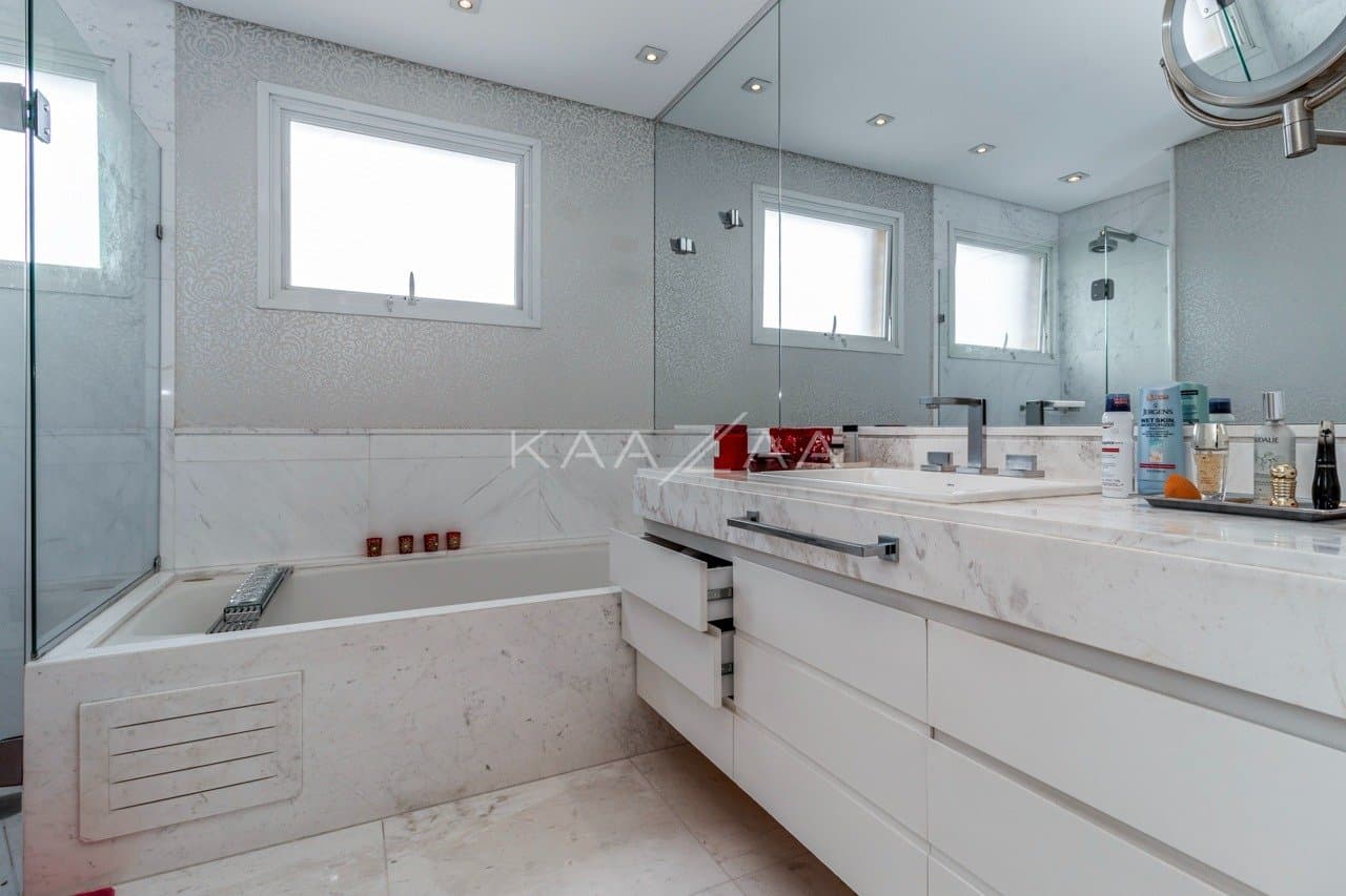 Este apartamento em Moema é uma moradia irresistível. - Foto 33
