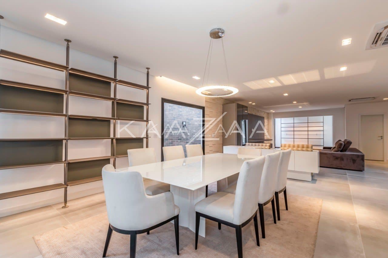 Pronta para entrar e morar, essa casa nova e sossegada fica em rua tranquila no Jardim Paulistano. - Foto 7