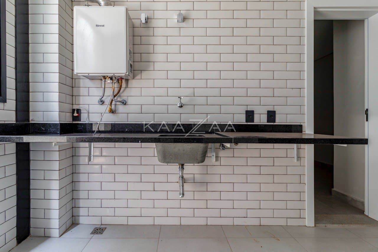 Casa contemporânea com jardim e elevador, no Jardim Paulista. - Foto 24