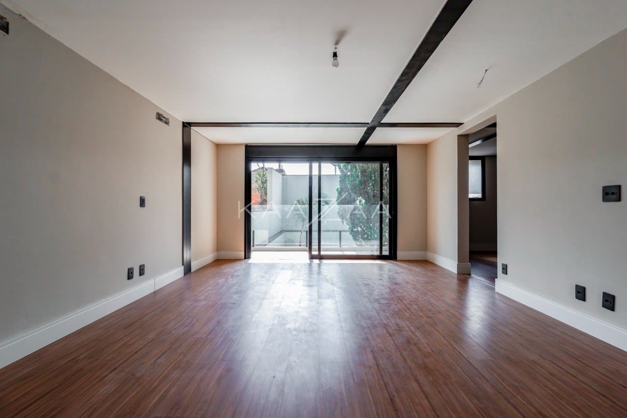 Casa contemporânea com jardim e elevador, no Jardim Paulista. - Foto 28