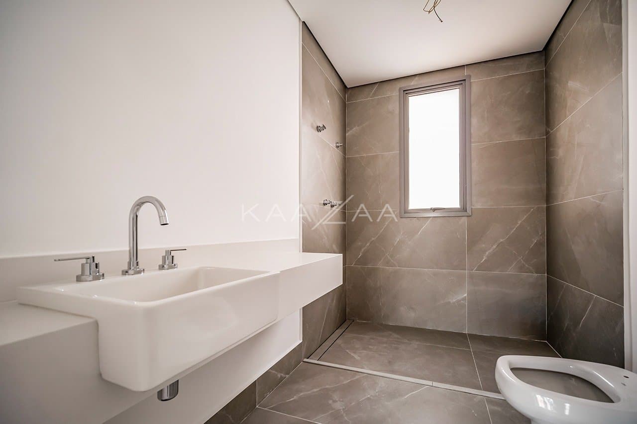 Em frente ao Parque Ibirapuera, um empreendimento rodeado de verdes. Apartamento Duplex em Moema. - Foto 33