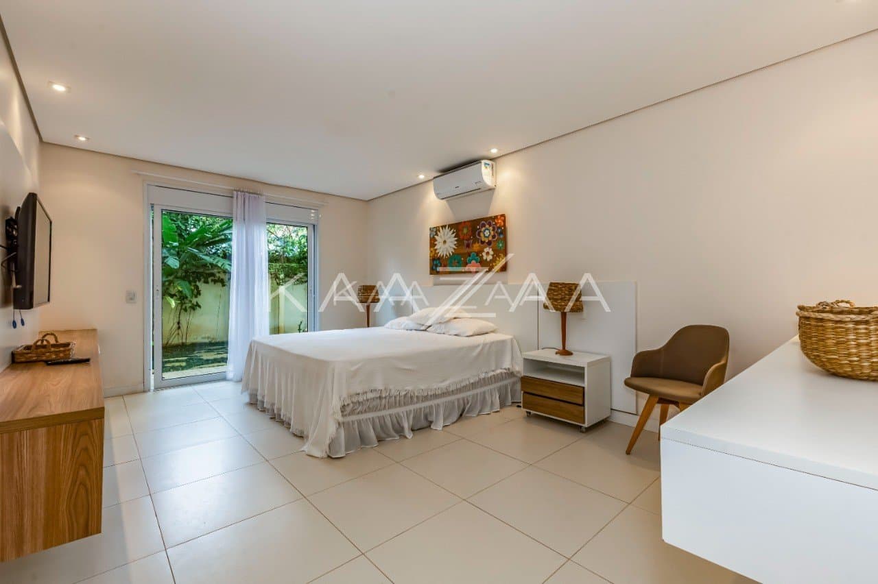 Para andar com o pé na areia, uma casa deliciosa na praia no Juquehy. O lazer e o conforto estão garantidos. - Foto 22