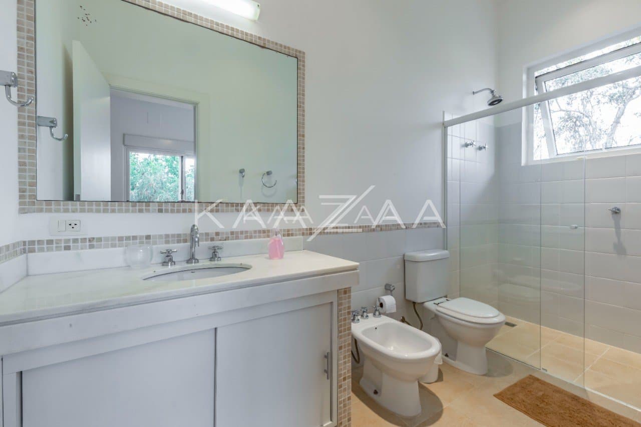 Uma vista deliciosa rodeia os ambientes, com tudo feito para relaxar. Casa na Quinta da Baroneza II. - Foto 53