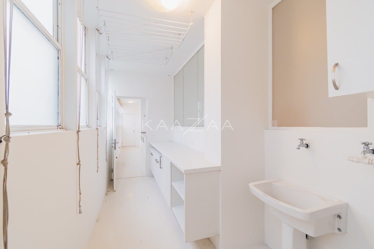 Em uma localização incrível no Jardins, venha viver neste apartamento em prédio icônico. - Foto 27