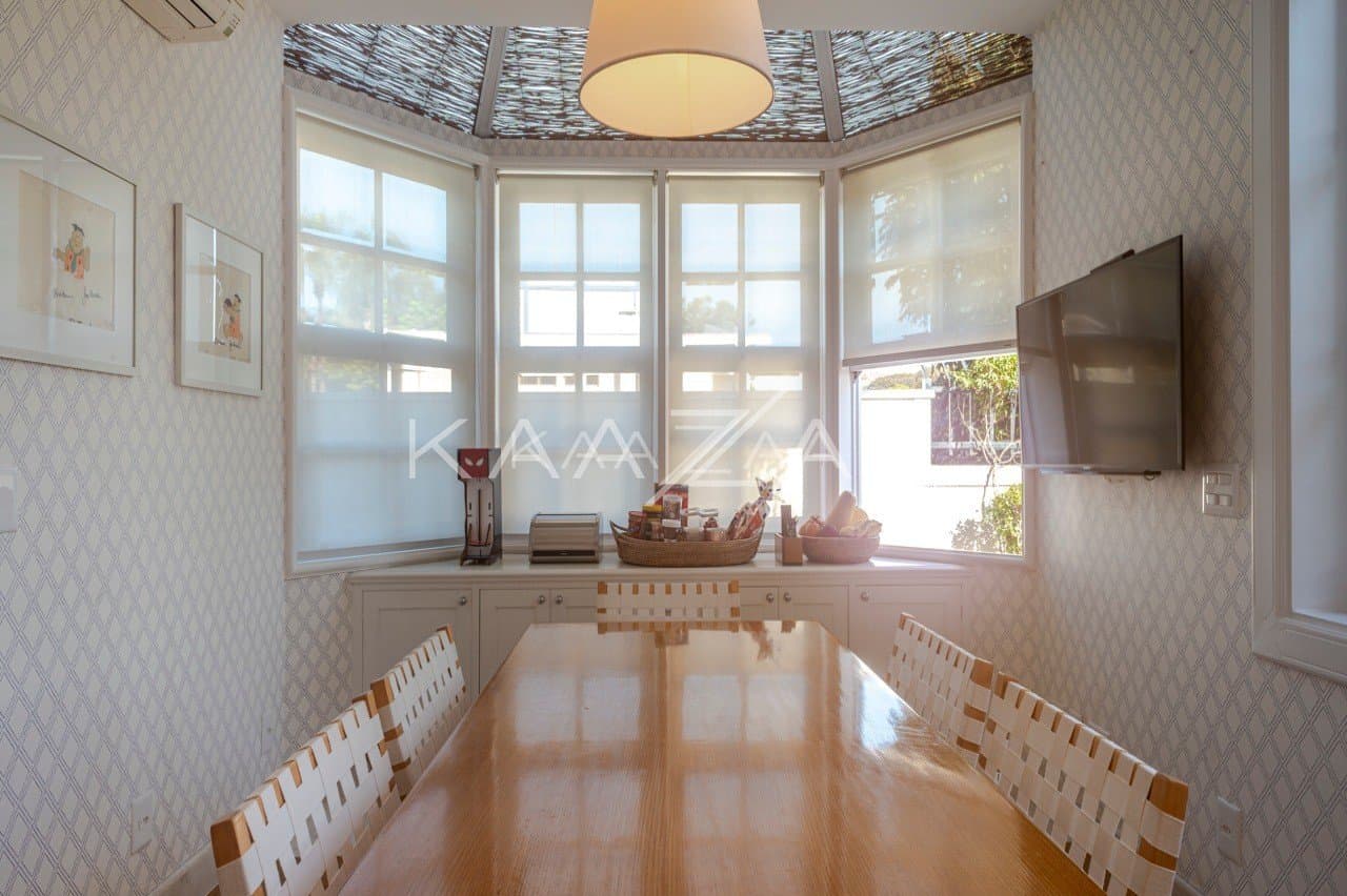 Bela e verdejante. Uma casa que faz sonhar no Jardim Guedala. - Foto 13