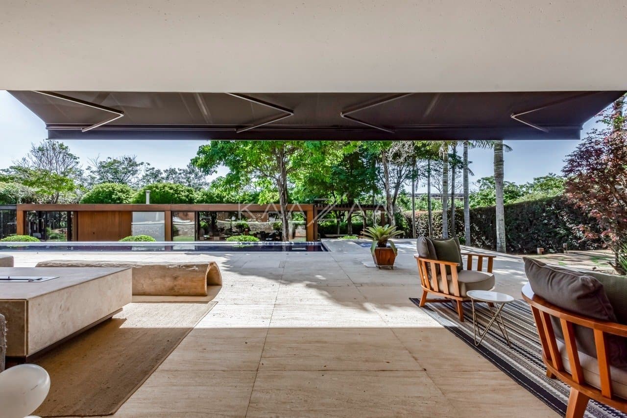 Casa térrea muito arejada, simplesmente impecável. Mobiliada com design, na Fazenda Boa Vista. - Foto 28
