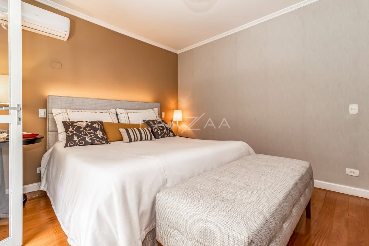 Diversos ambientes agradáveis para uma vida sossegada, nesta casa de condomínio no Jardim Guedala. - Foto 31