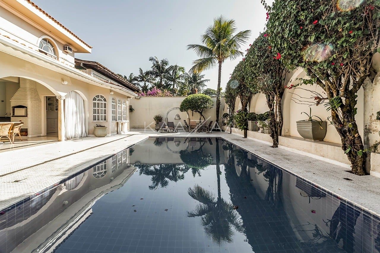 Deliciosa casa clássica, iluminada e ampla, no sossego da Cidade Jardim. - Foto 6