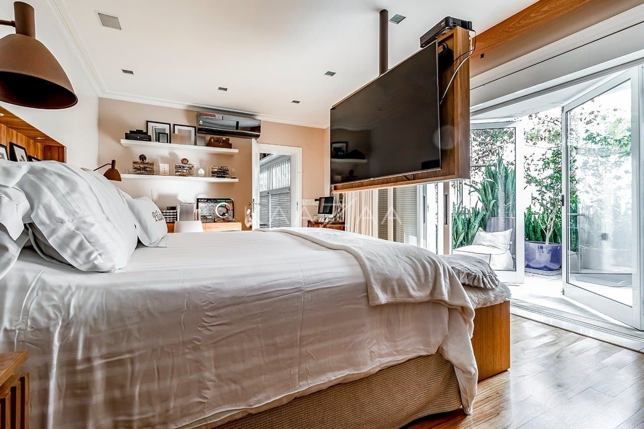Entre o clássico e o moderno, o tom perfeito da elegância. Casa no Jardim Guedala. - Foto 33