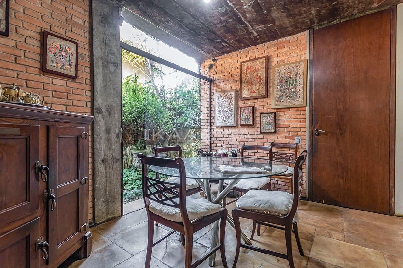 Clima modernista, para contemplar a natureza em espaços sofisticados nesta casa em Cidade Jardim. - Foto 13