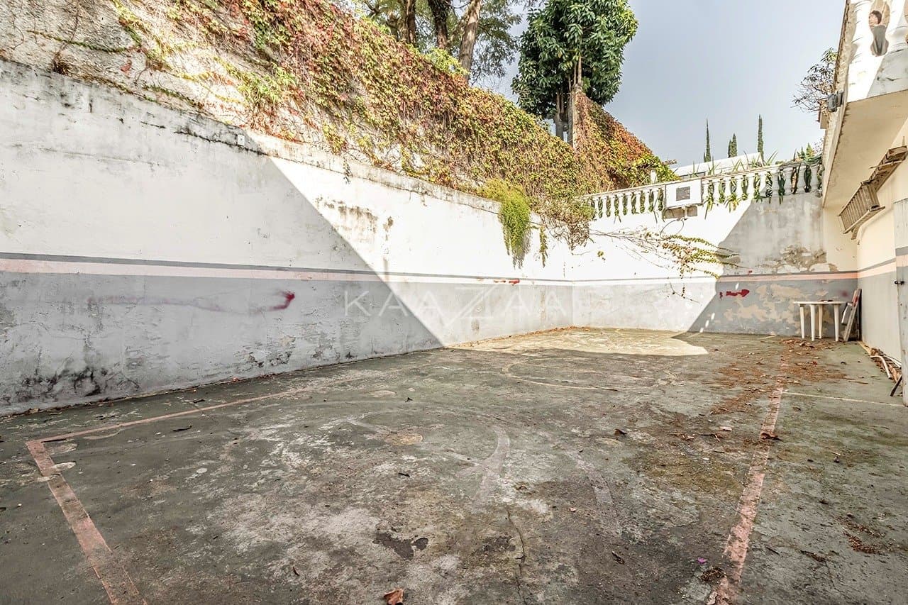 Deliciosa casa clássica, iluminada e ampla, no sossego da Cidade Jardim. - Foto 8