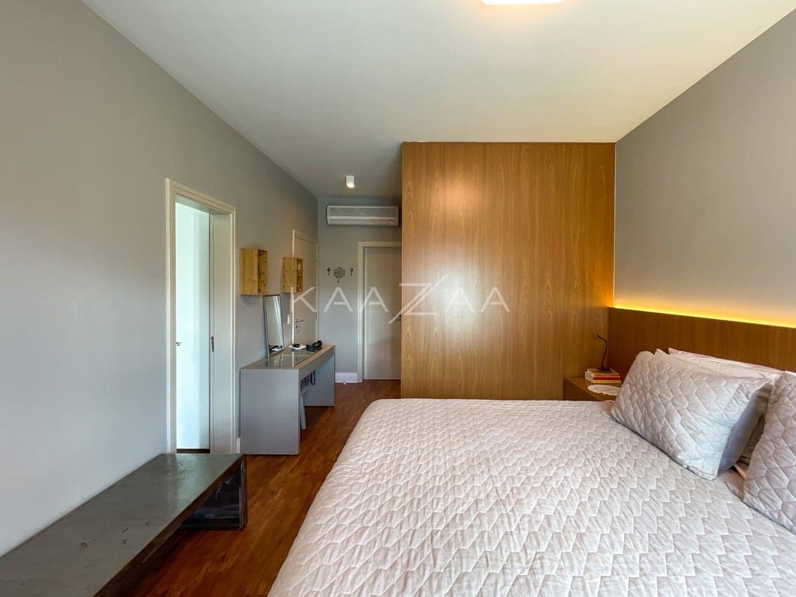Muito charme e acabamentos impecáveis, neste apartamento em prédio neoclássico no Jardim Paulista. - Foto 14