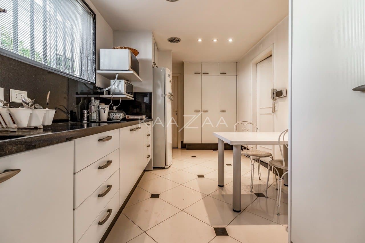Casa na Cidade Jardim feita para renovar as energias, iluminada e ampla. - Foto 24