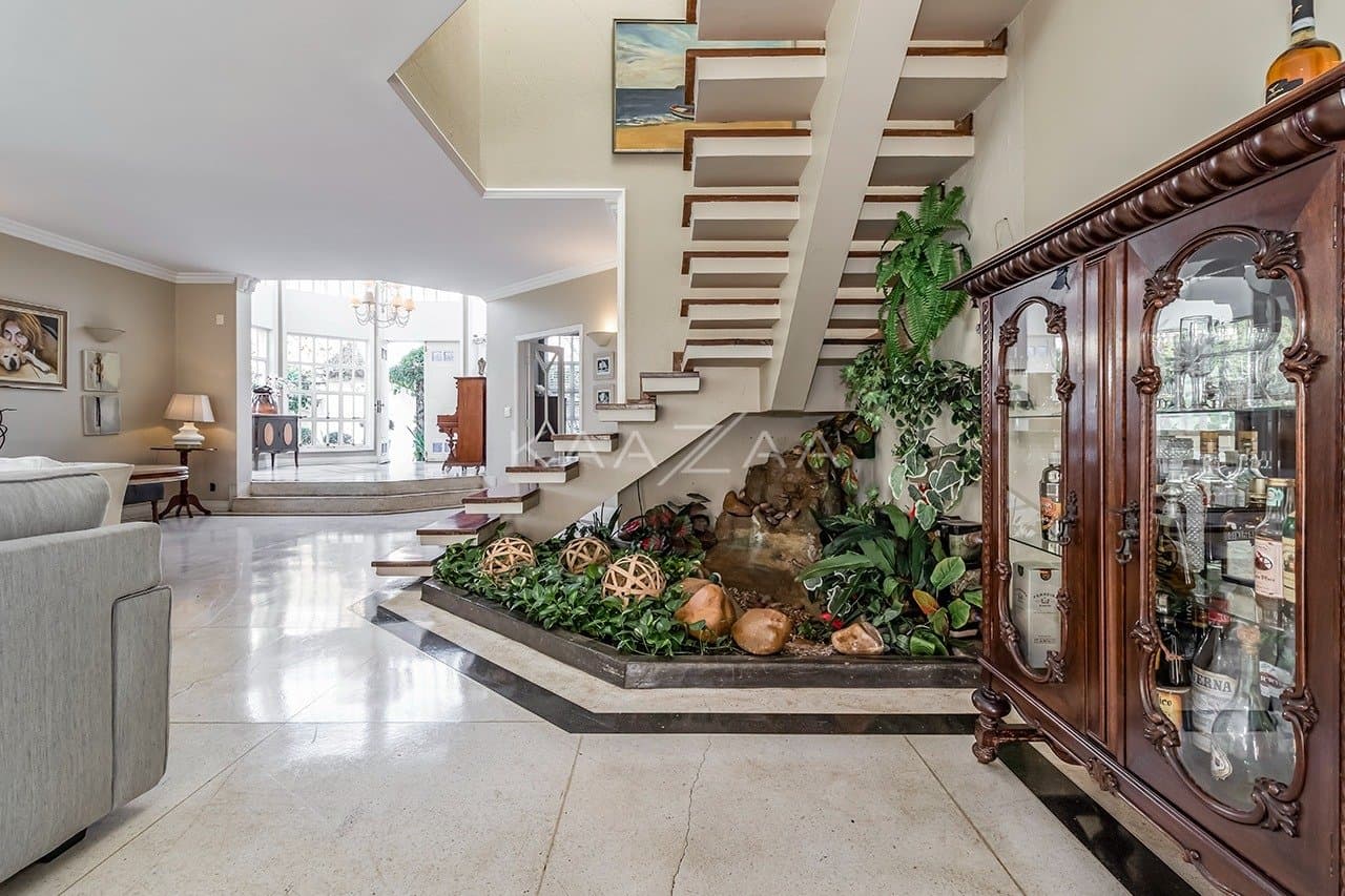 Deliciosa casa clássica, iluminada e ampla, no sossego da Cidade Jardim. - Foto 21