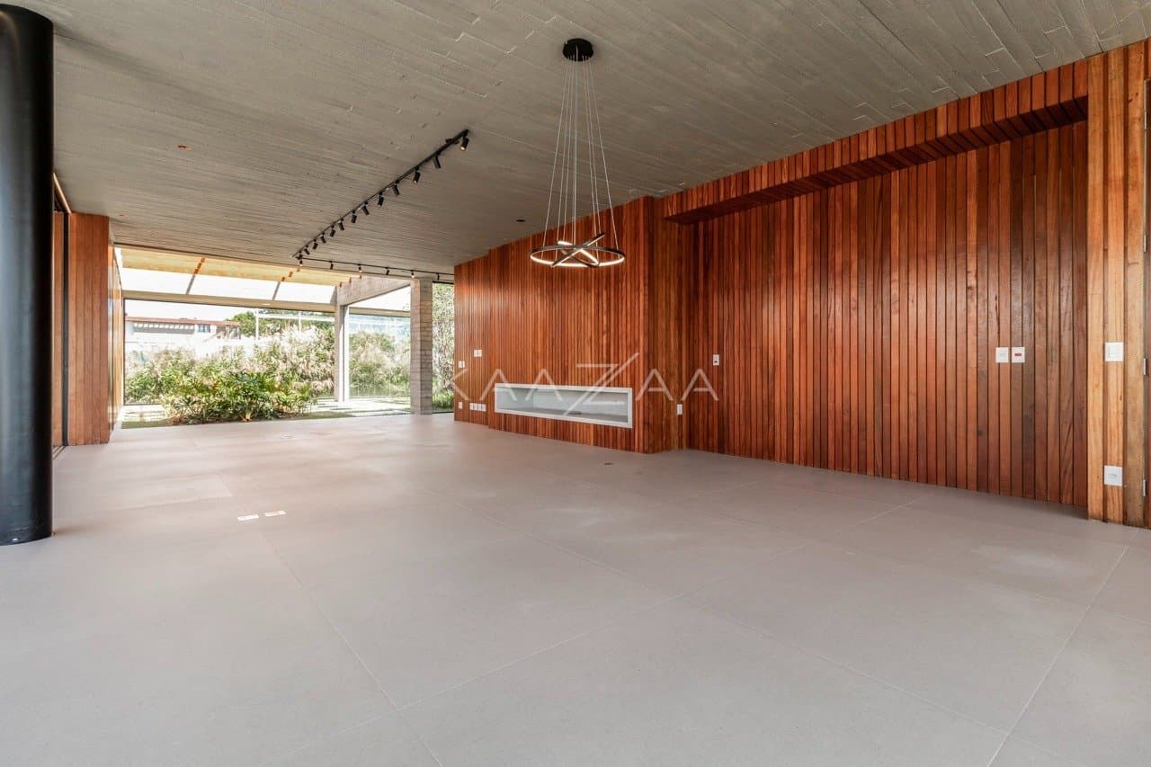 Casa em elegante diálogo com a natureza na Baroneza - Foto 14