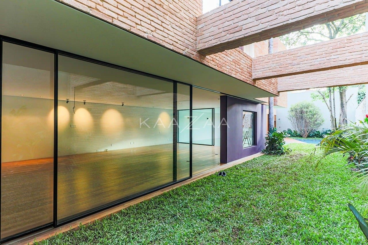 Design único e espaços cheios de personalidade nesta casa autoral no Jardim Paulista. - Foto 21