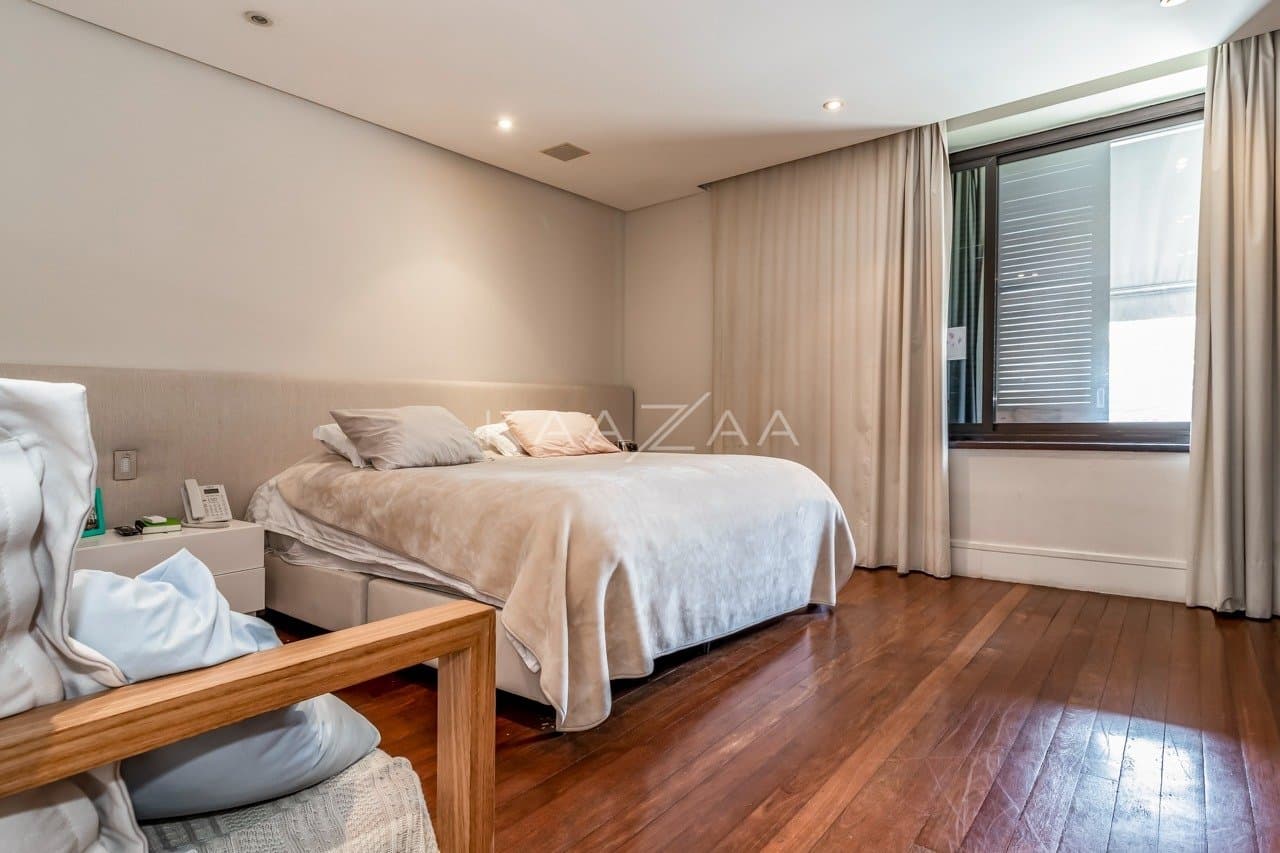 Localização cobiçada e arquitetura contemporânea. Casa extraordinária no Jardim Europa. - Foto 37