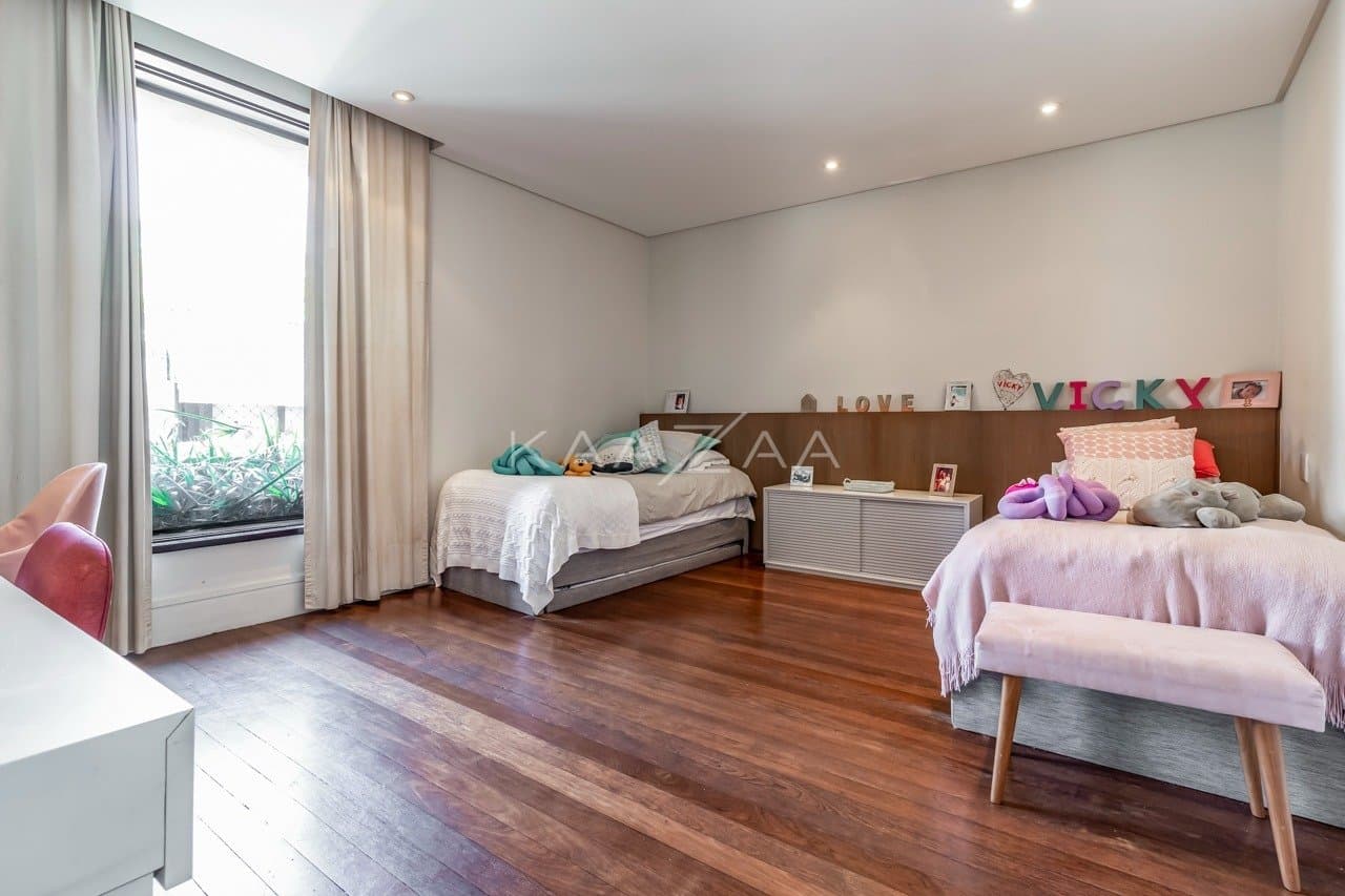 Localização cobiçada e arquitetura contemporânea. Casa extraordinária no Jardim Europa. - Foto 46