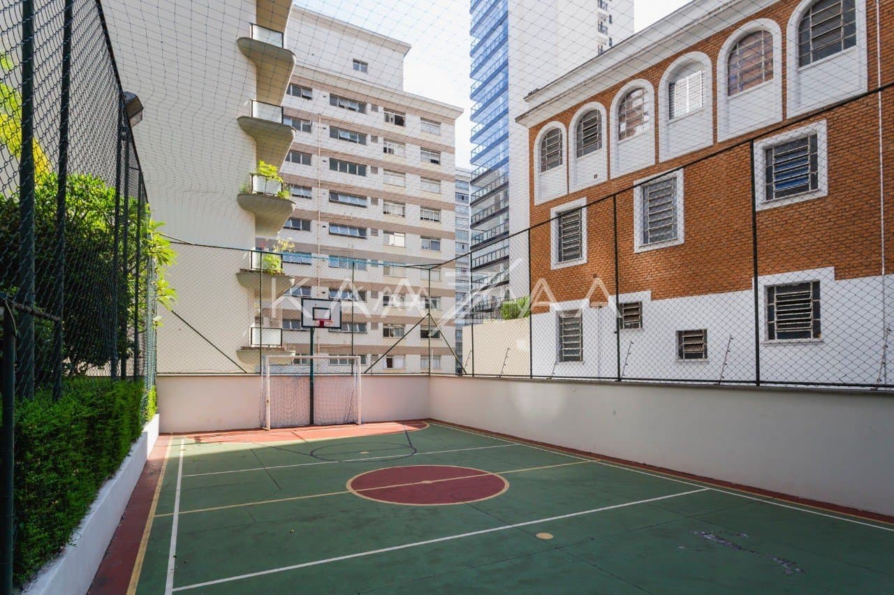 Uma cobertura duplex que arrasa quarteirão do início ao fim. Bem no miolo dos Jardins. - Foto 63