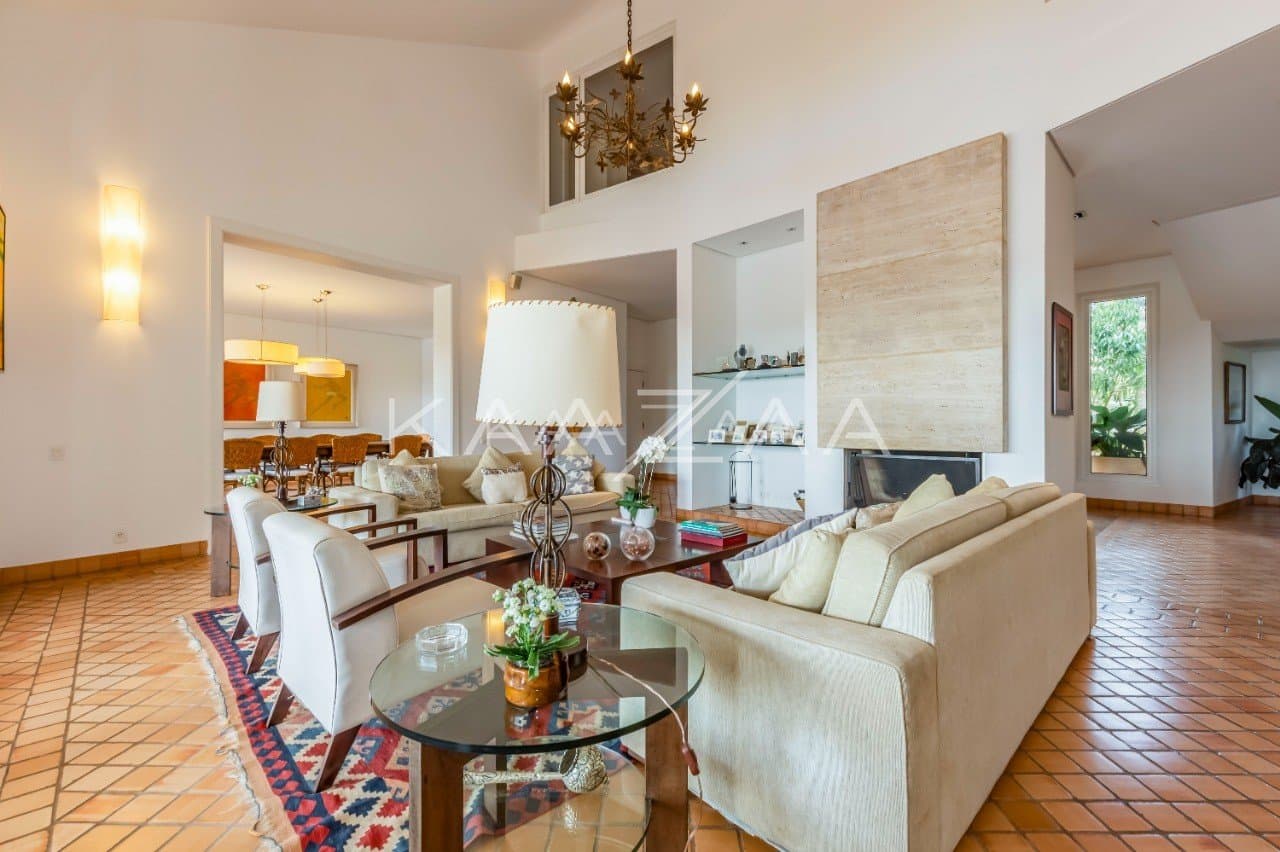 Uma vista deliciosa rodeia os ambientes, com tudo feito para relaxar. Casa na Quinta da Baroneza II. - Foto 18