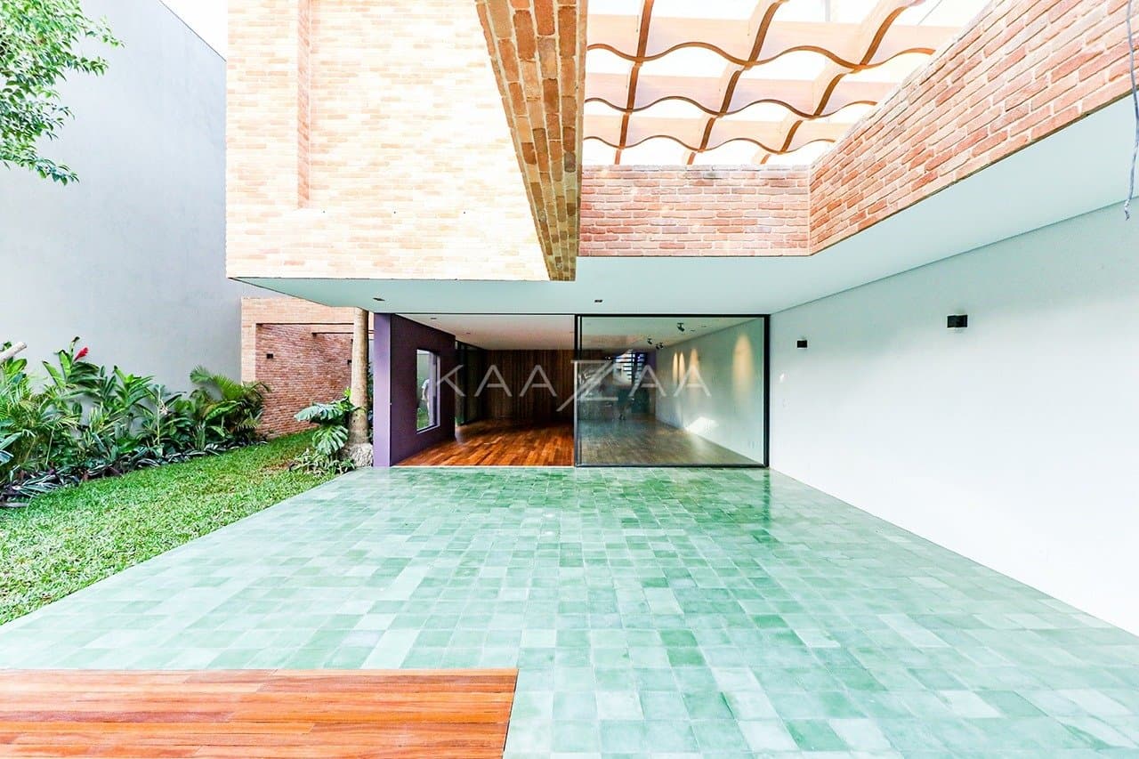 Design único e espaços cheios de personalidade nesta casa autoral no Jardim Paulista. - Foto 9