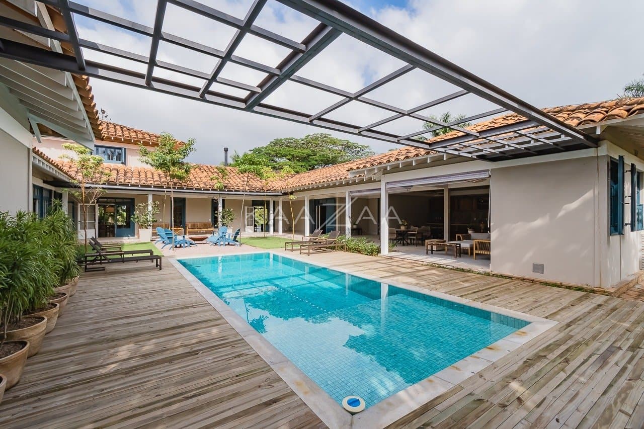 Linda paisagem e ares coloniais são o charme desta casa no condomínio Quinta da Baroneza. - Foto 7