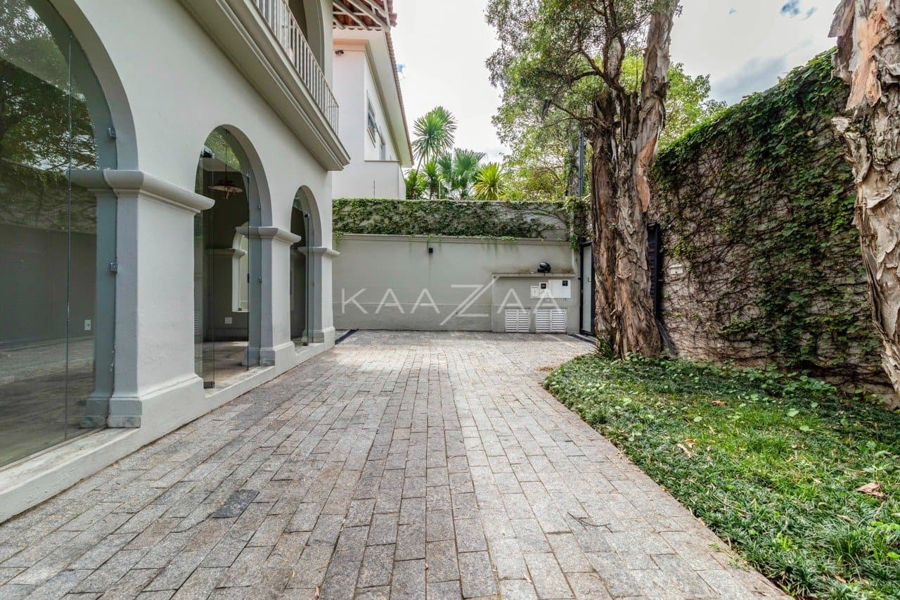 Casa confortável com terraço, em rua tranquila no Jardim Paulista. - Foto 48