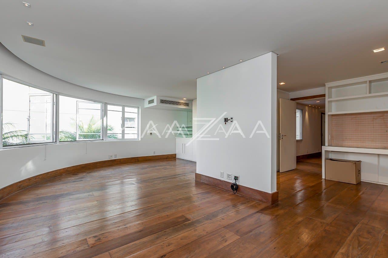 Casa no Jardim Europa com projeto impecável de Patrícia Anastassiadis - Foto 29