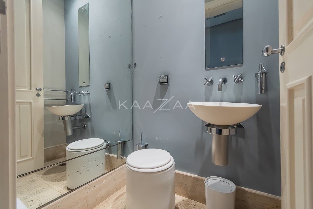 Espaços super amplos, muitos verdes e uma vista divina. Casa no estilo europeu, na Cidade Jardim. - Foto 18