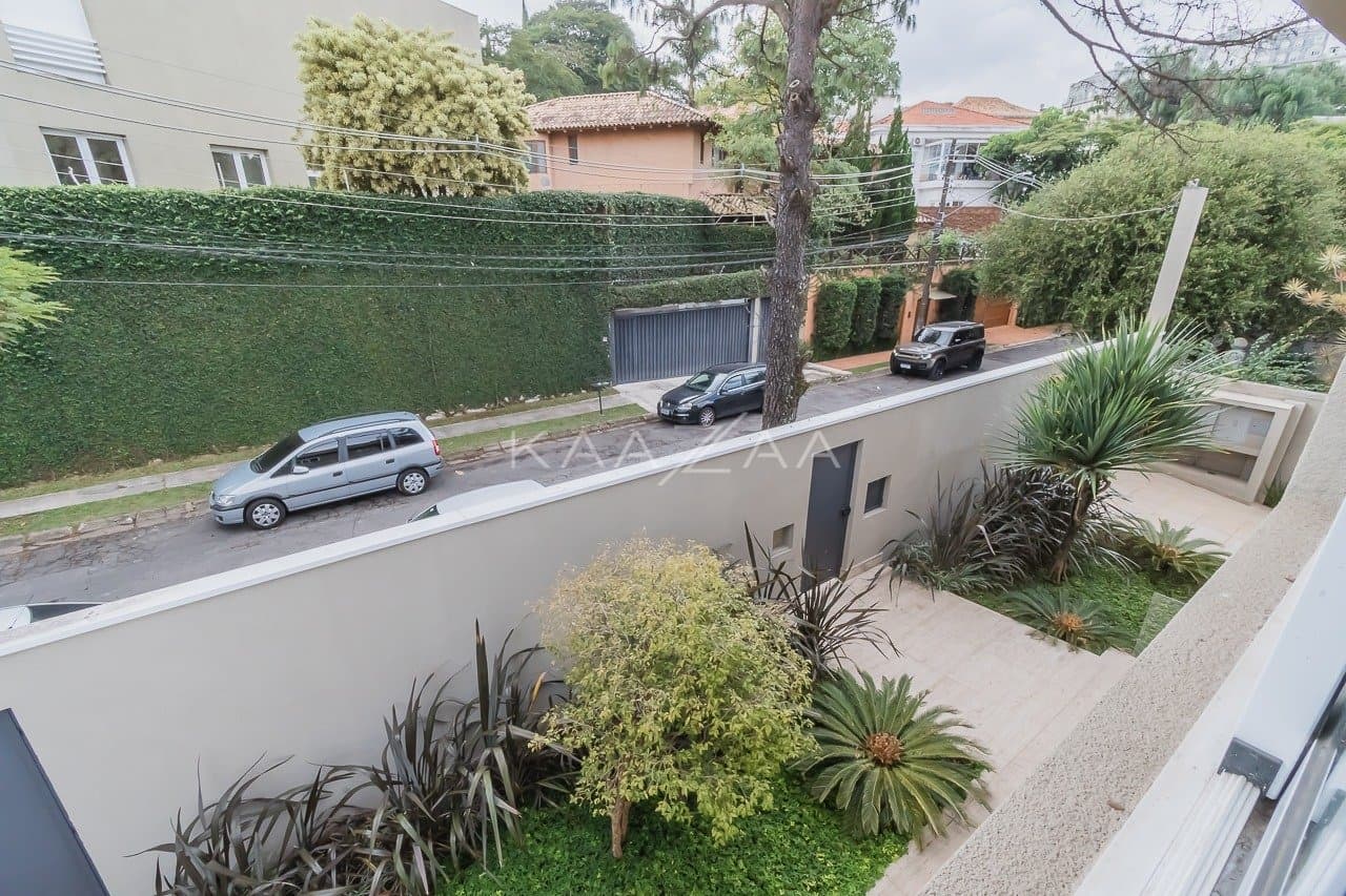 Clima tropical e vista aberta para o bairro. Casa incrível no Jardim Guedala. - Foto 73