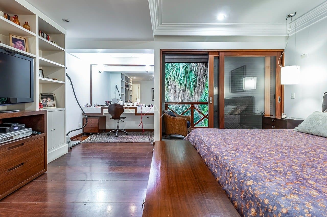 Uma casa rodeada de bom gosto, feita para renovar as energias. No Jardim Guedala. - Foto 35
