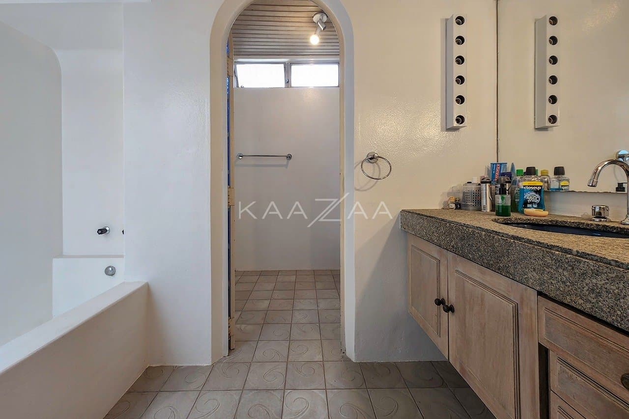 Para viver com tranquilidade e segurança: casa super aprazível em rua fechada no Real Parque. - Foto 44