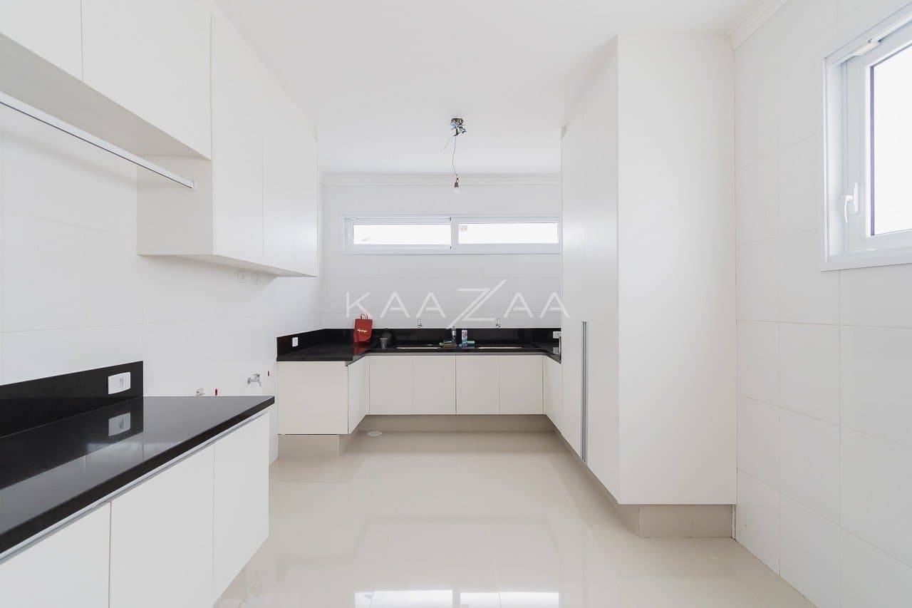Clima tropical e vista aberta para o bairro. Casa incrível no Jardim Guedala. - Foto 31